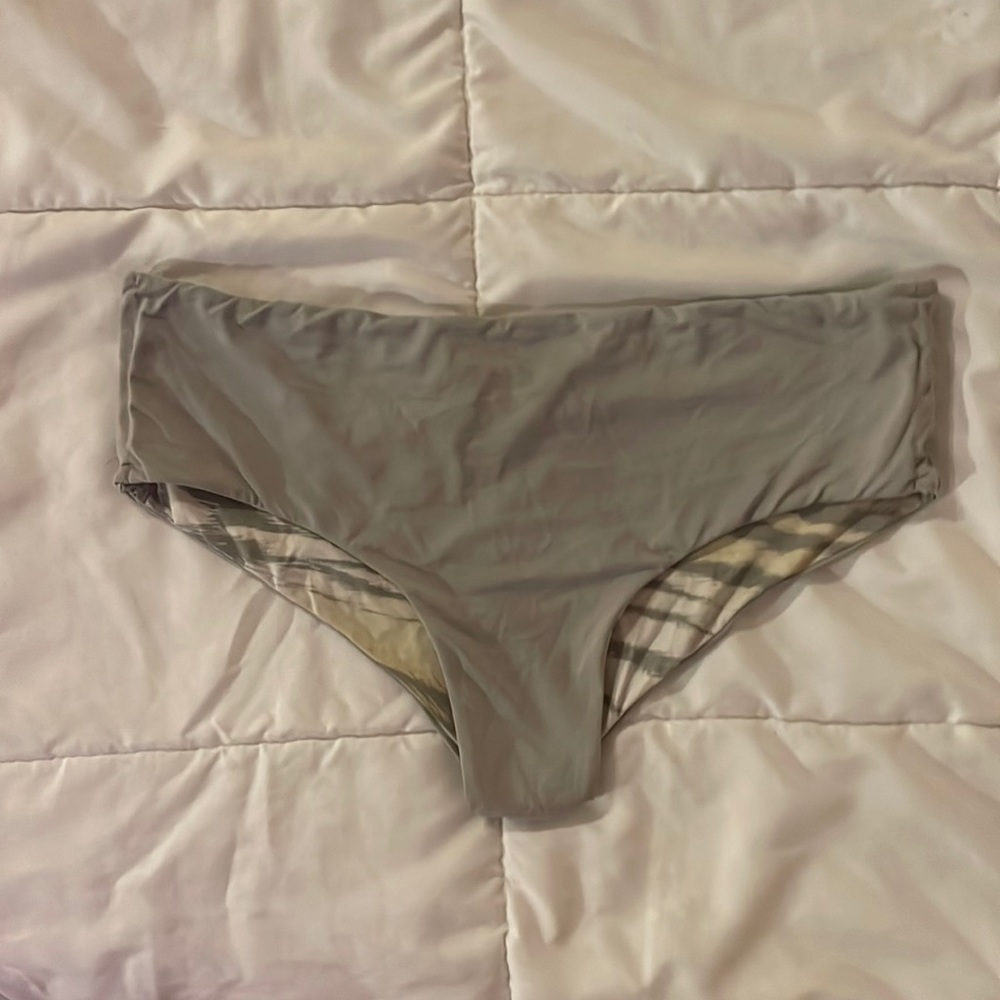 Reversible San Lorenzo bottoms